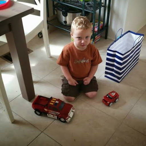 Leslie Robbins Photo 17