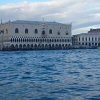 Carolyn Bowers Photo 20