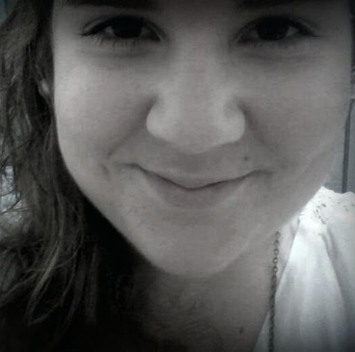 Paula Schmidt Photo 18