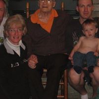 Robin Whipple Photo 17