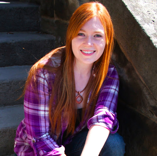 Victoria Horn Photo 13