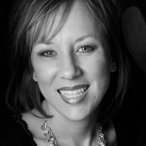Kristin Walker Photo 22