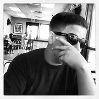 Adrian Benitez Photo 32