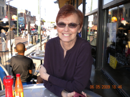 Linda Berry Photo 28 Linda Berry Photo 28