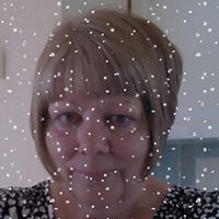Anne Magee Photo 25
