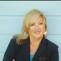 Ellen Burton Photo 27