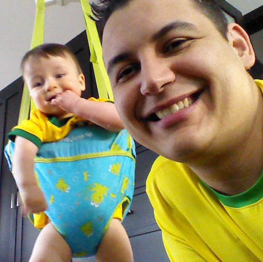 Ronald Silva Photo 32