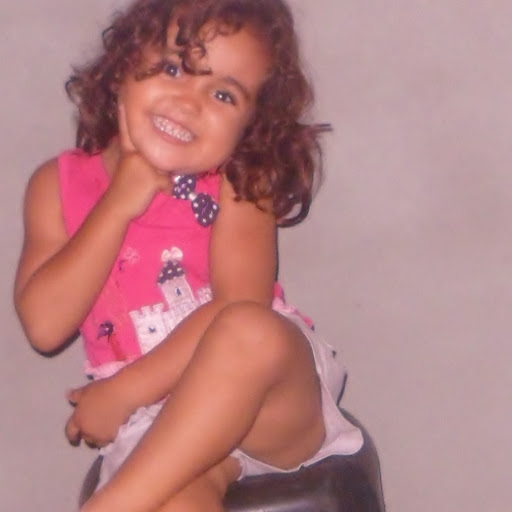 Roberta Silva Photo 19