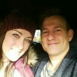 Leigh Weston Photo 4