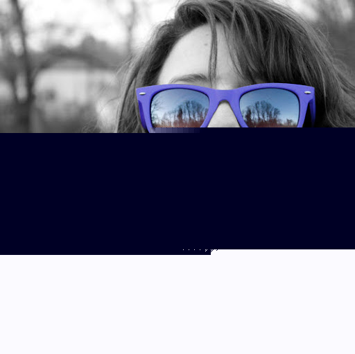 Julia Bonney Photo 8