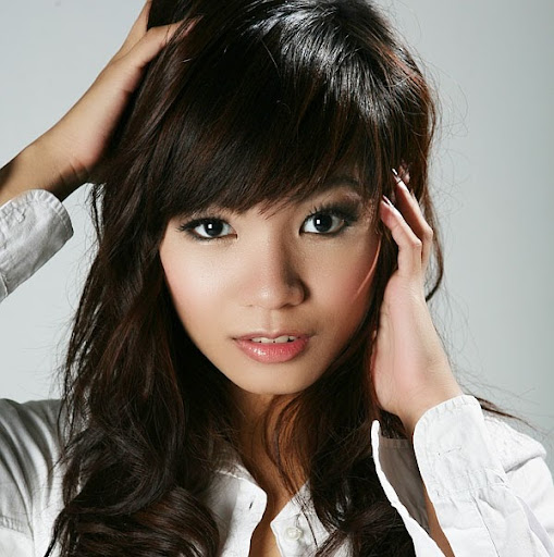 Jenny Ng Photo 23