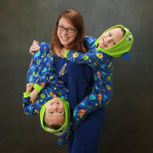 Shannon Hammer Photo 19