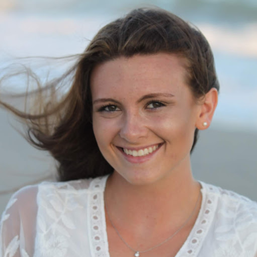 Elizabeth Kelly Photo 56