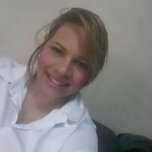 Angela Camacho Photo 39