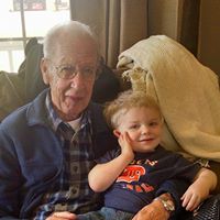 Leslie Sharpe Photo 24