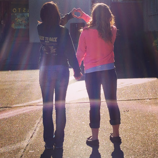 Amber Becker Photo 29