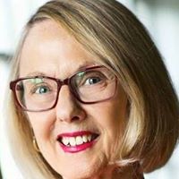 Caroline Mcintyre Photo 14