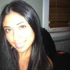 Julie Santilli Photo 4