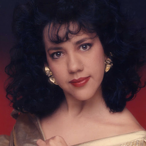 Maria Guerrero Photo 29