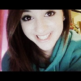 Kristina Olsen Photo 40