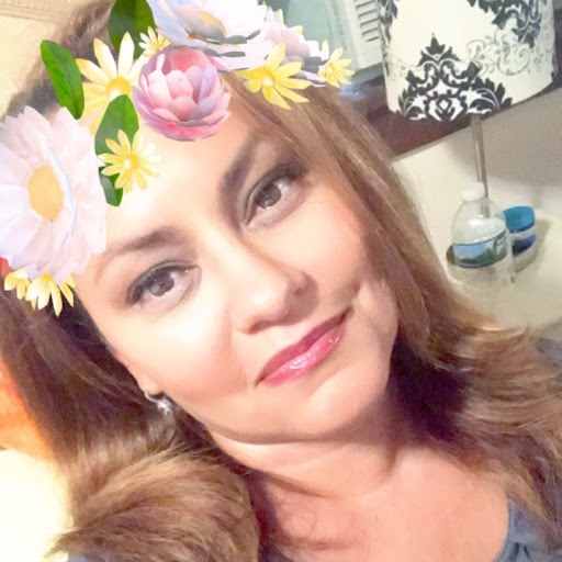 Nancy Medina Photo 33