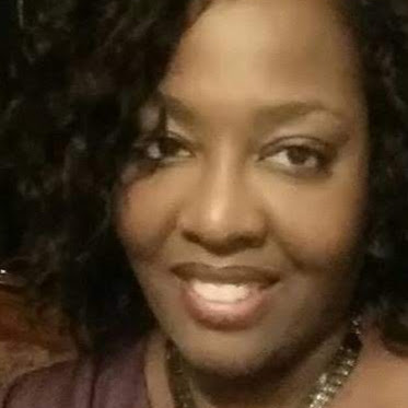 Sandra Walker Photo 42