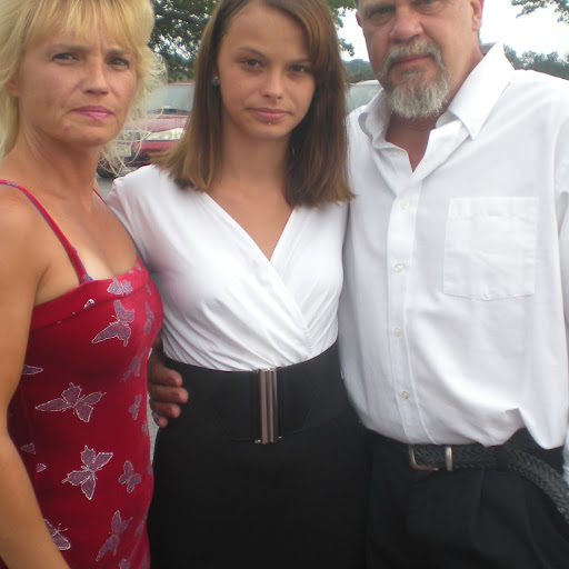 Michelle Lyons Photo 15