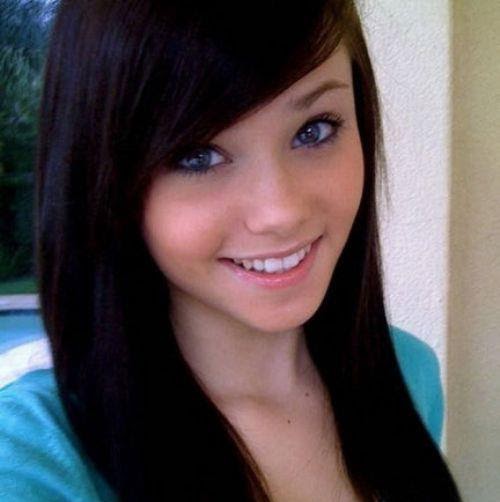 Victoria Hurst Photo 15