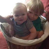 Sarah Agnew Photo 34