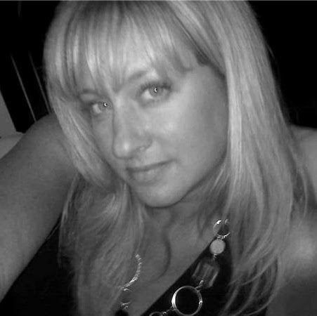 Claudia Dixon Photo 26