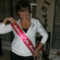 Taylor Laughlin Photo 17