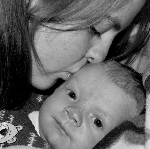 Tracy Grimes Photo 8