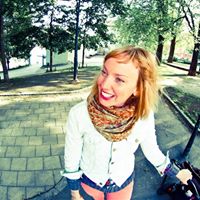 Kristine Markham Photo 16