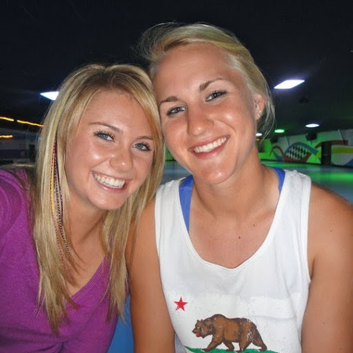 Meghan Farrell Photo 7