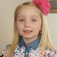 Amy Mullins Photo 24