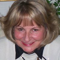 Dianna Jenkins Photo 25