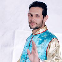 Roberto Carmona Photo 27