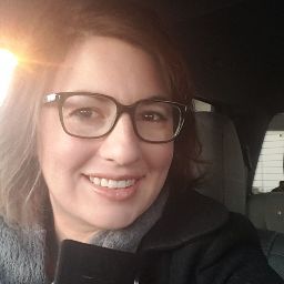 Erika Johnson Photo 23