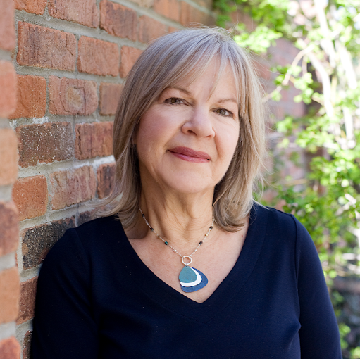 Cynthia Swanson Photo 12