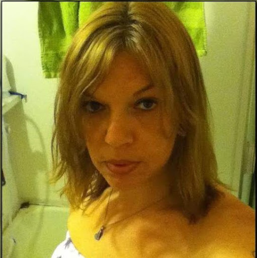 Michelle Tuttle Photo 16