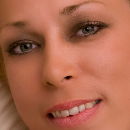 Nicole Mccann Photo 16