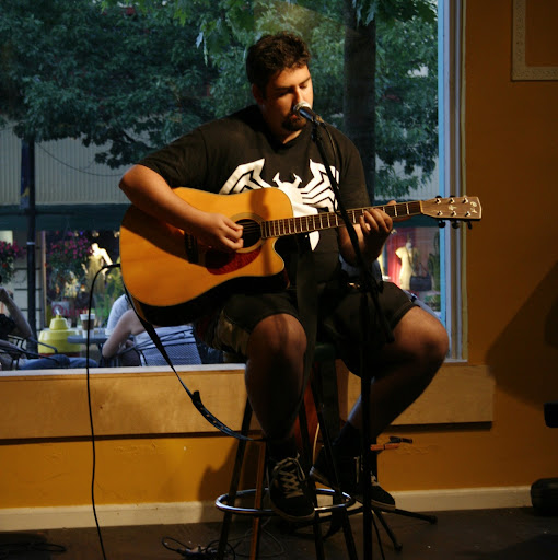 Robert Thomson Photo 52 Robert Thomson Photo 52