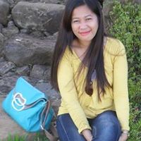 Elizabeth Robles Photo 25