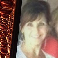 Shelley Roberts Photo 32