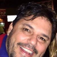 Robert Camacho Photo 18