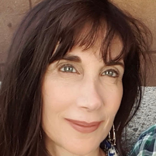 Lisa Turney Photo 12