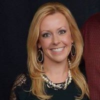 Traci Meyers Photo 12