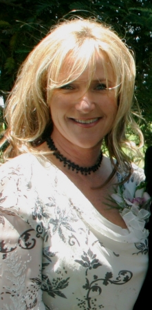 Lisa Newsome Photo 26