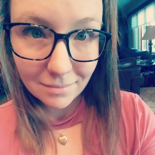 Suzanne Lange Photo 37