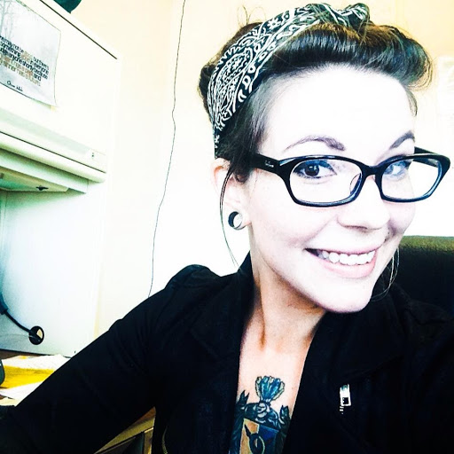 Michelle Nowak Photo 26